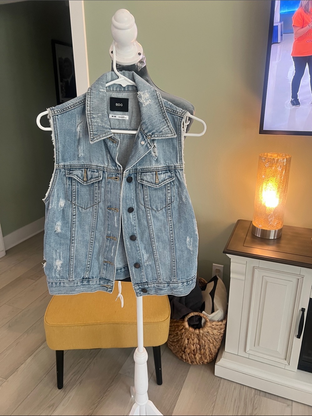 BDG Washed Blue Distressed Denim Vest - Picture 1 of 6